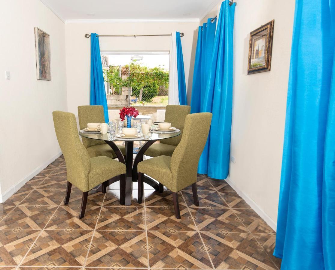 Mariner Suites Christ Church Buitenkant foto